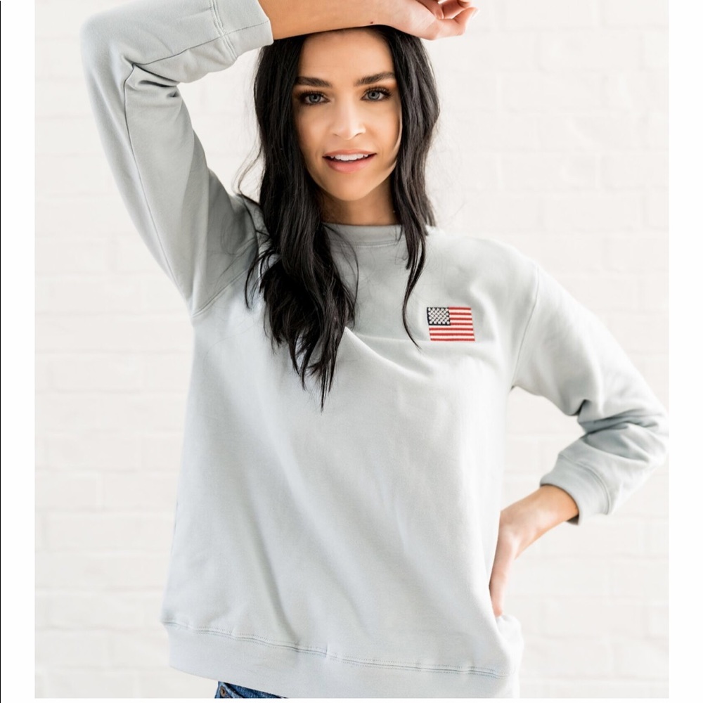 Sweatshirt with American flag